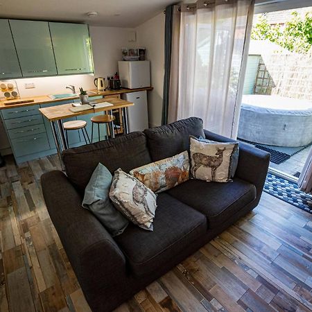 Hideaway Cabin For Two On Edge Of New Forest Hinton (Hampshire) Exterior foto